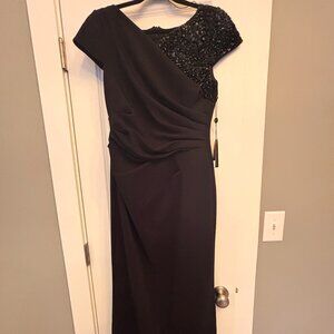 SOLD Adrianna Papell Evening Gown Dresses